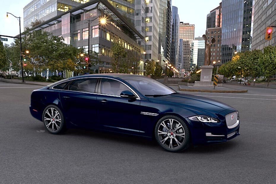 Jaguar XJ Front Cross Side View in UAE