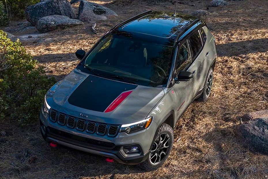 Jeep Compass Front Angle High View in UAE