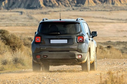 Full Rear View of Jeep Renegade