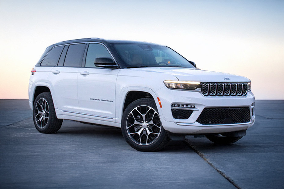Jeep Grand Cherokee Front Medium View Jeep Grand Cherokee Front Medium View