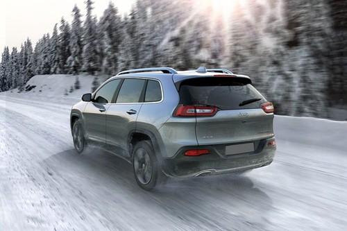 Rear Cross Side View of Jeep Cherokee (2022-2023)