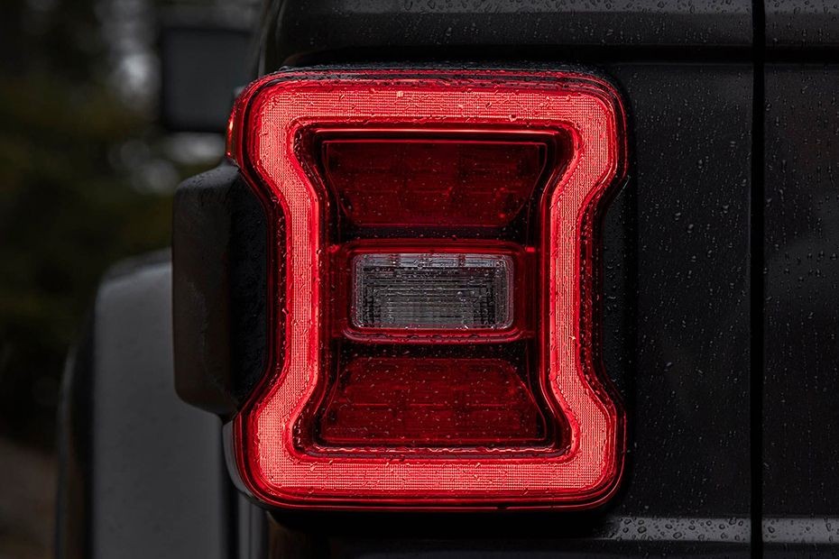 Wrangler Tail light in UAE