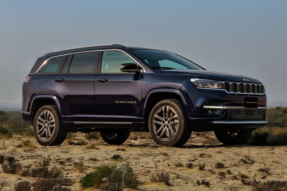 Jeep Commander Front Cross Side View in UAE