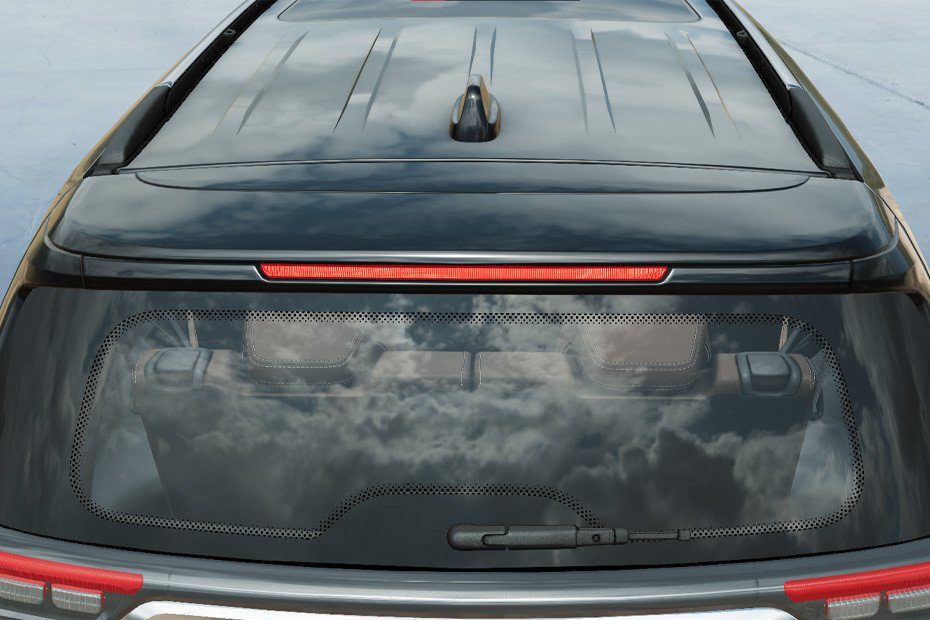 Commander Spoiler in UAE