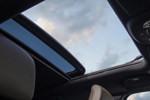 Jeep Commander Sunroof Moonroof