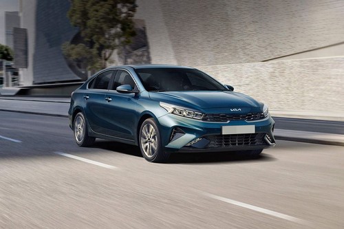 KIA Cerato Front Medium View