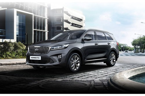 Sorento (2018-2023) Front angle low view