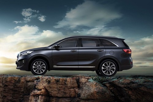 Sorento (2018-2023) Side view