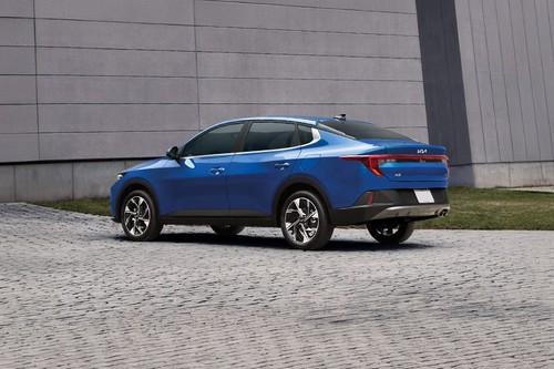 Rear Medium View of KIA K3