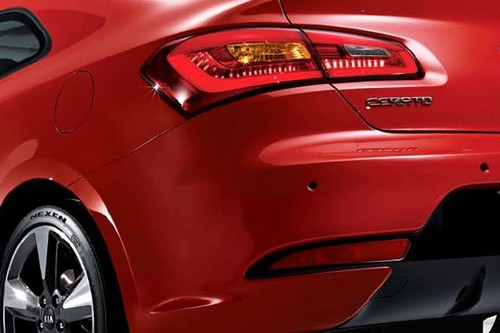 Cerato koup Tail light