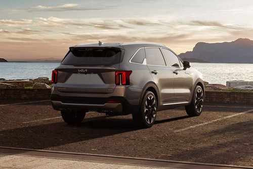 Sorento Rear angle view