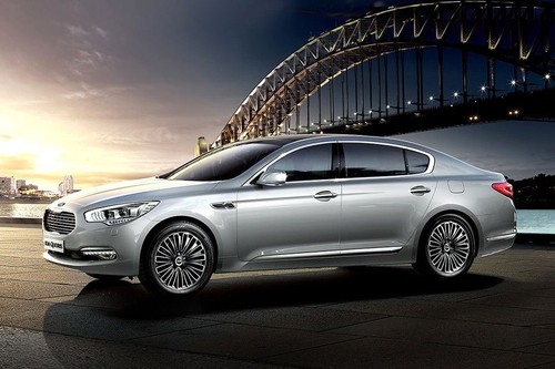 Quoris Front angle low view