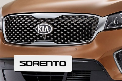 Sorento (2012-2018) Grille View