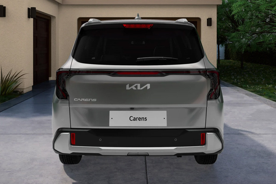 Full Rear View of KIA Carens