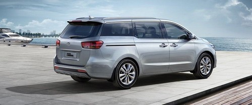 Grand Carnival Side view