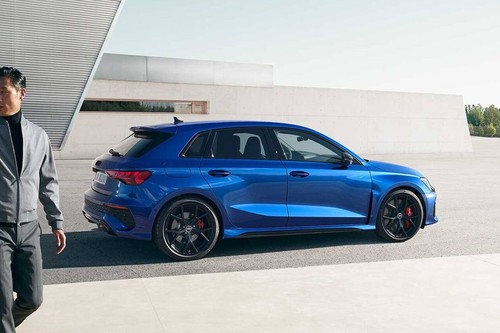 Rear Medium View of Audi RS3 Sportback