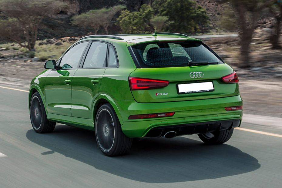 Rear Cross Side View of Audi RS Q3 (2017-2022) Rear Cross Side View of Audi RS Q3 (2017-2022)