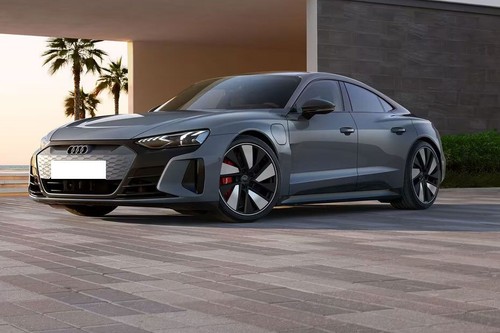 Audi E-tron GT (2022-2023) Front Side View