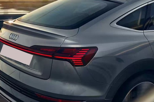 E-tron Sportback Tail light
