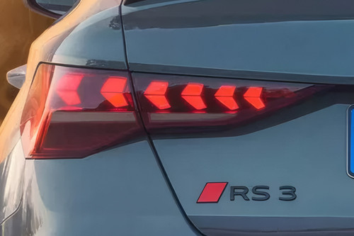 RS3 Tail light