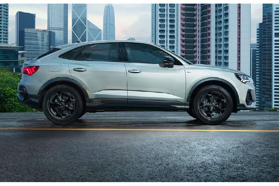 Q3 Sportback 2023-2025 Side view in UAE