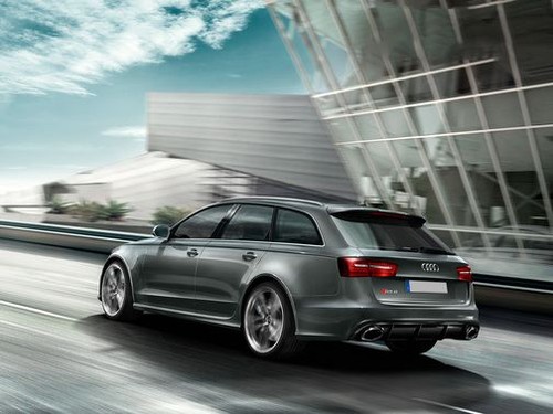 RS 6 Avant (2015-2022) Side view