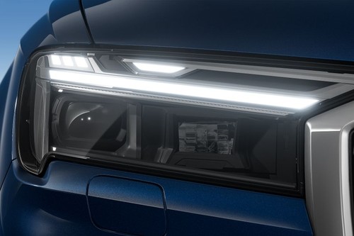 Q7  Headlight