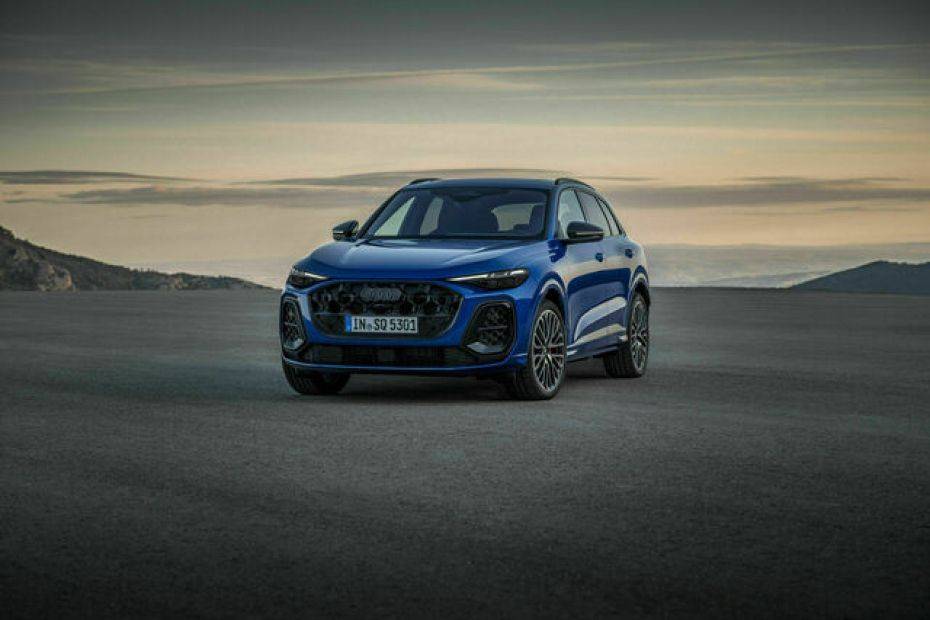 Audi SQ5 2025 UAE