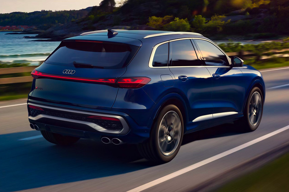 SQ5 Rear angle view in UAE