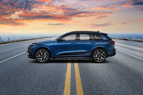 SQ6 E-Tron Side view