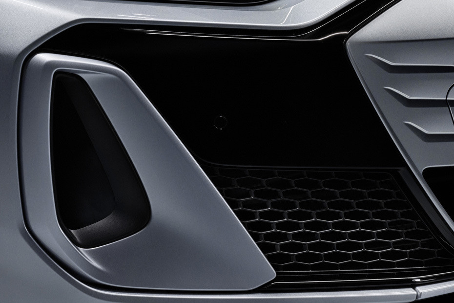 S E-Tron GT Front Fog Lamp in UAE