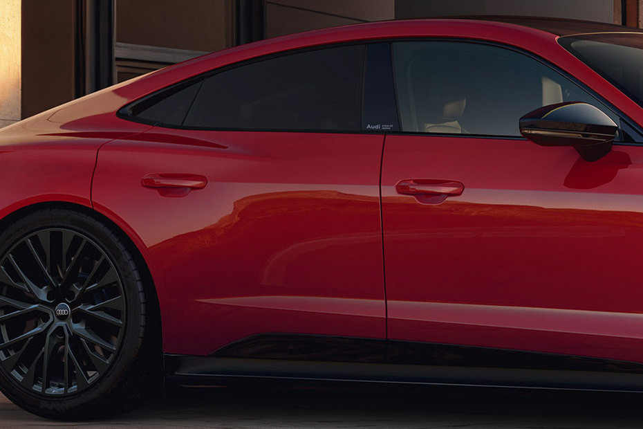 E-tron GT Door handle in UAE