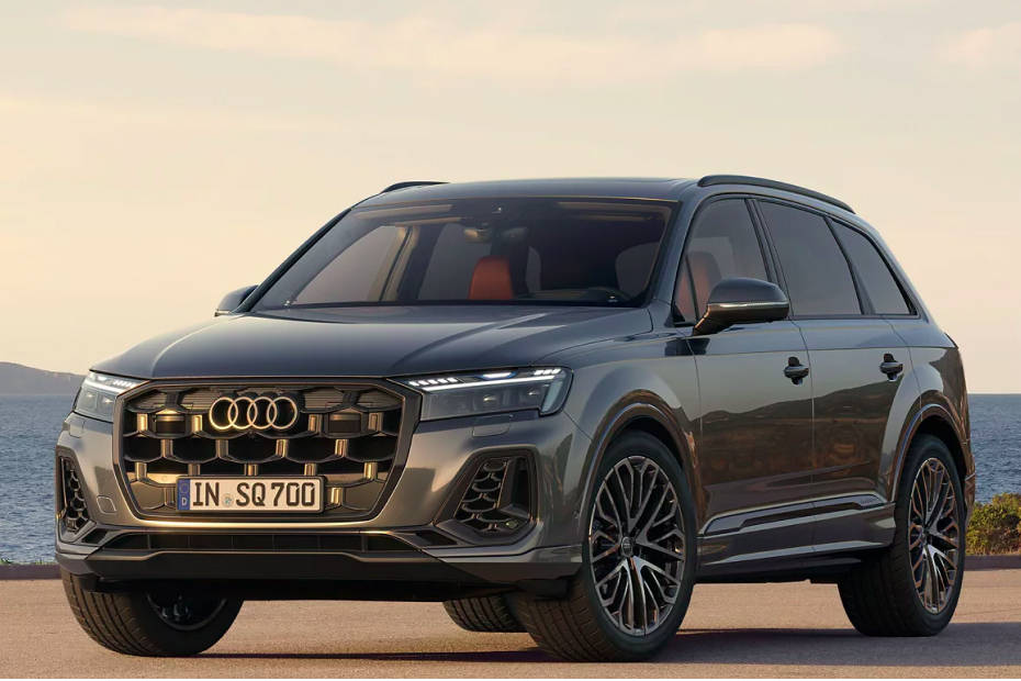 Audi SQ7 2025 UAE