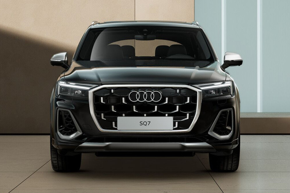 Full Front View of SQ7 in UAE