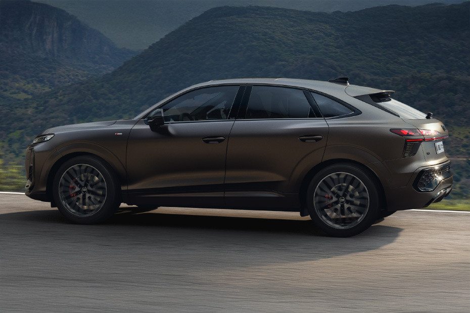 Rear Cross View of Audi Q3 Sportback