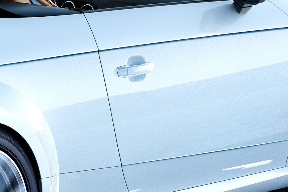 TT Roadster Door handle in UAE