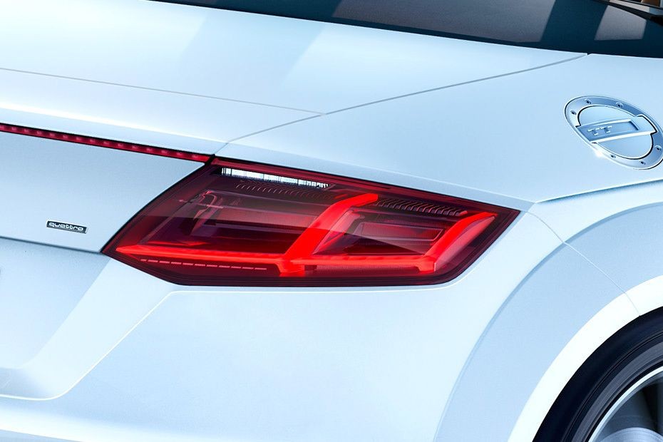 TT Roadster Tail light in UAE
