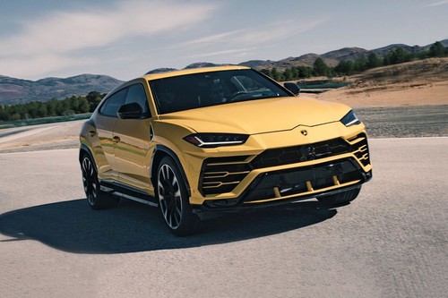 Lamborghini Urus(2022-2023) Front Medium View