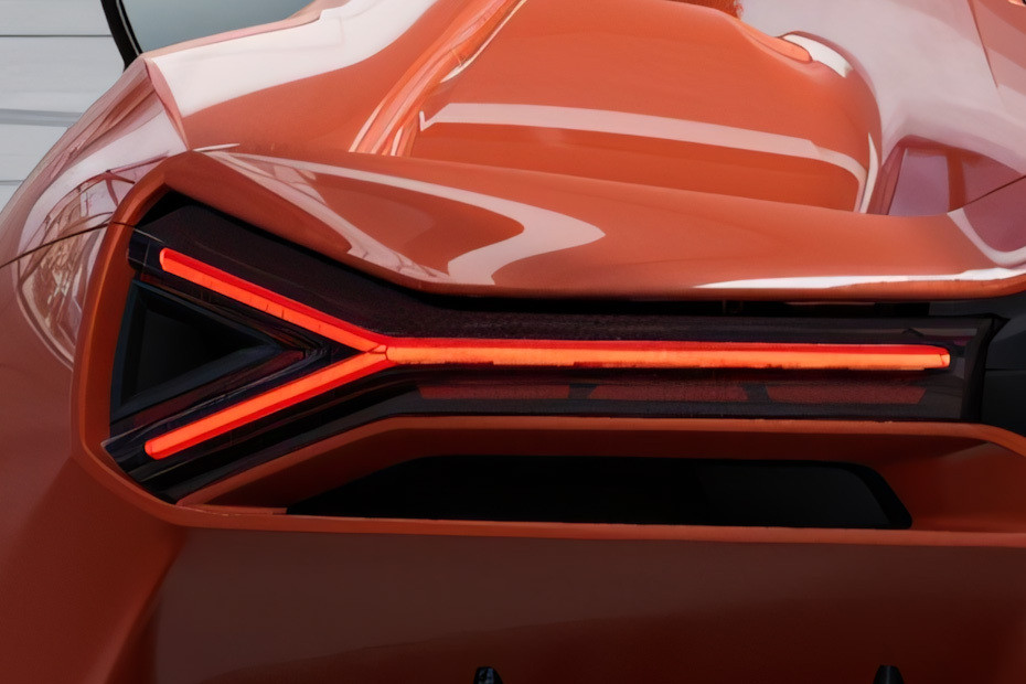 Revuelto Tail light in UAE