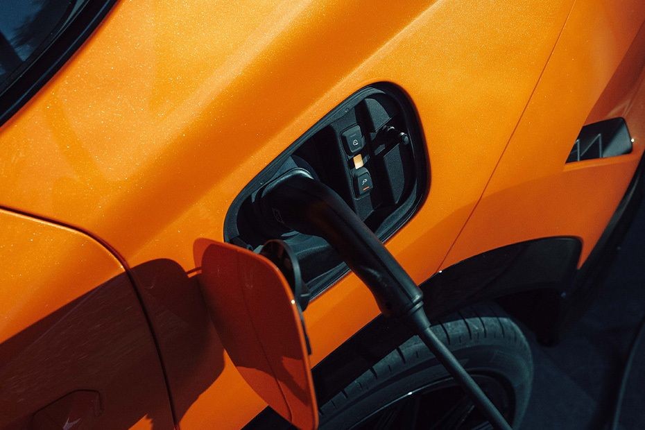 Gas Cap Open of Urus in UAE