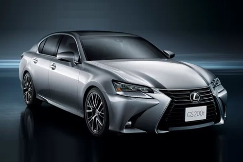 Lexus GS (2013-2021) Front Cross Side View