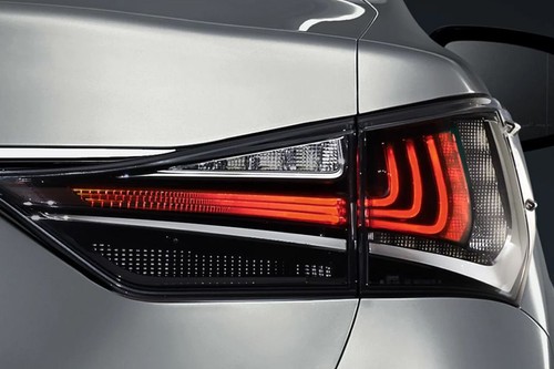 GS (2013-2021) Tail light