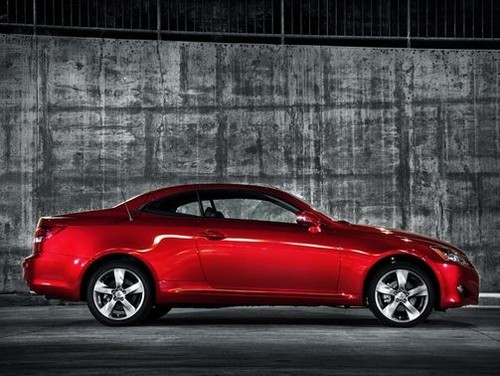 IS 300C Side view