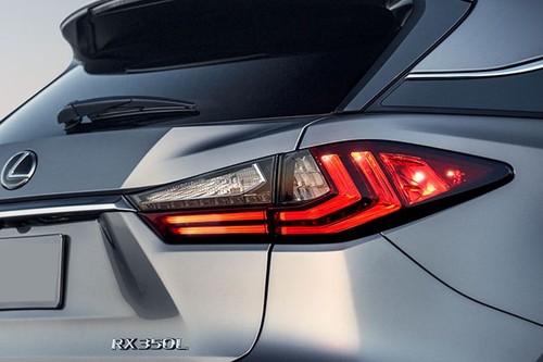 RX L Tail light