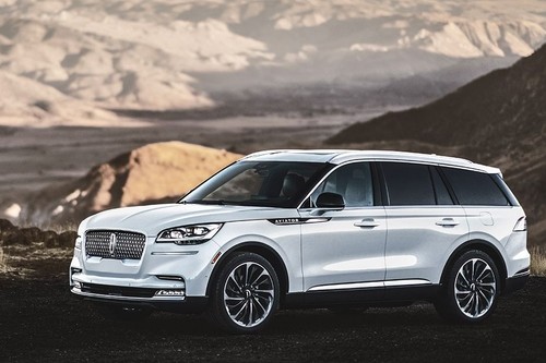 Lincoln Aviator (2023-2024) Front Side View