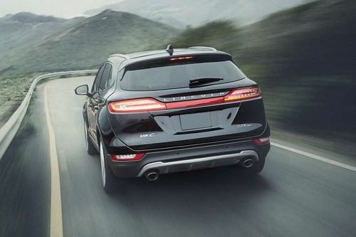 Rear Cross Side View of Lincoln MKC