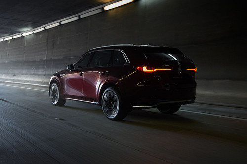 Rear Cross Side View of Mazda CX-90