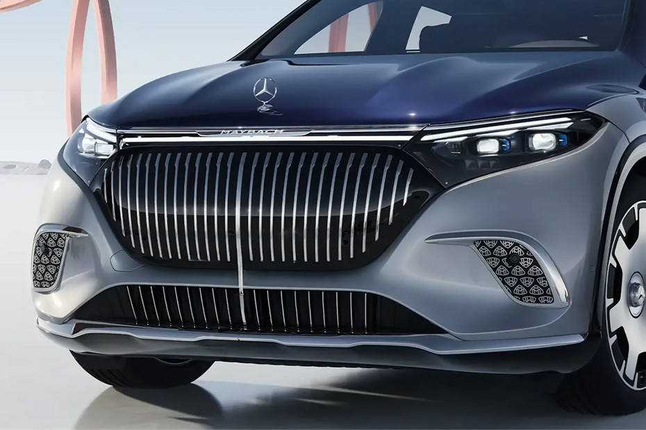 Maybach EQS Grille View in UAE