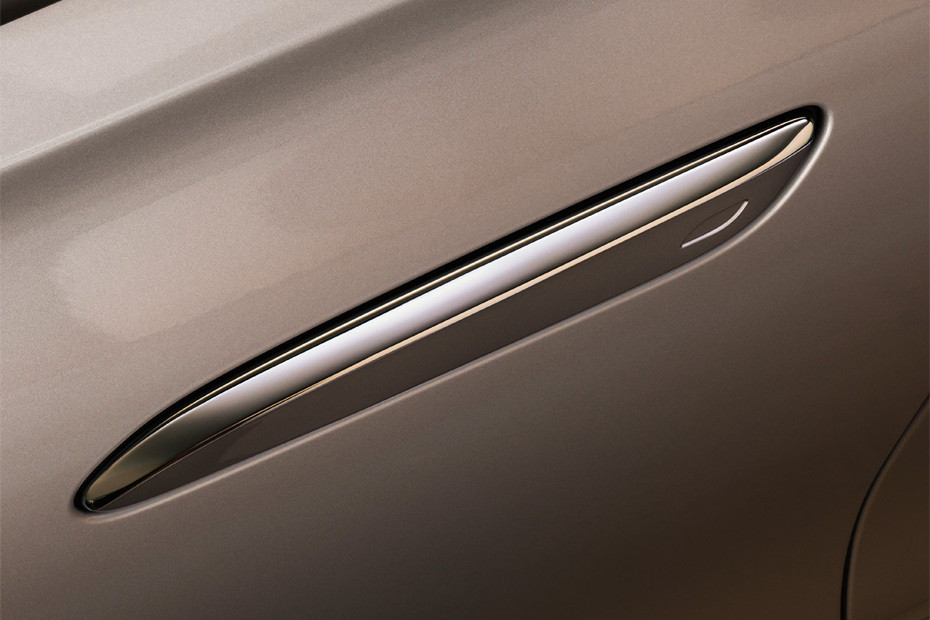 S-Class Sedan Door handle in UAE