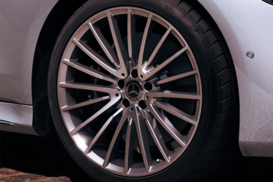 S-Class Sedan Wheel in UAE